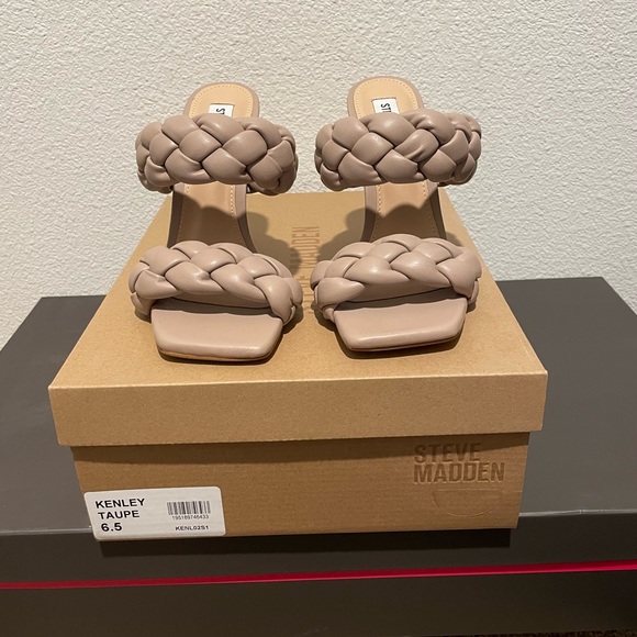 Steve Madden Kenley Taupe Heels - Picture 2 of 5
